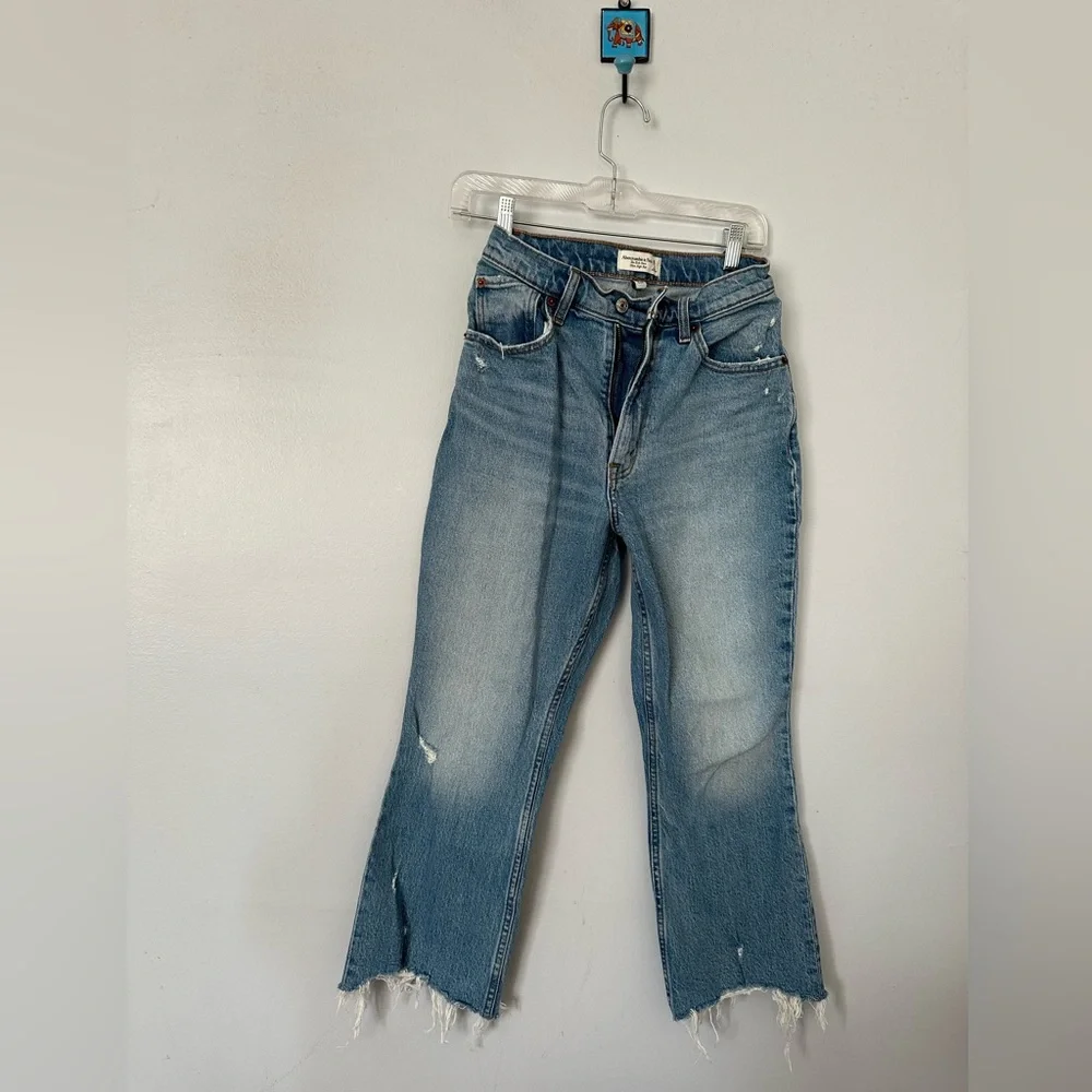 Abercrombie curve love kick flare jean. NWOT - Picture 2 of 3